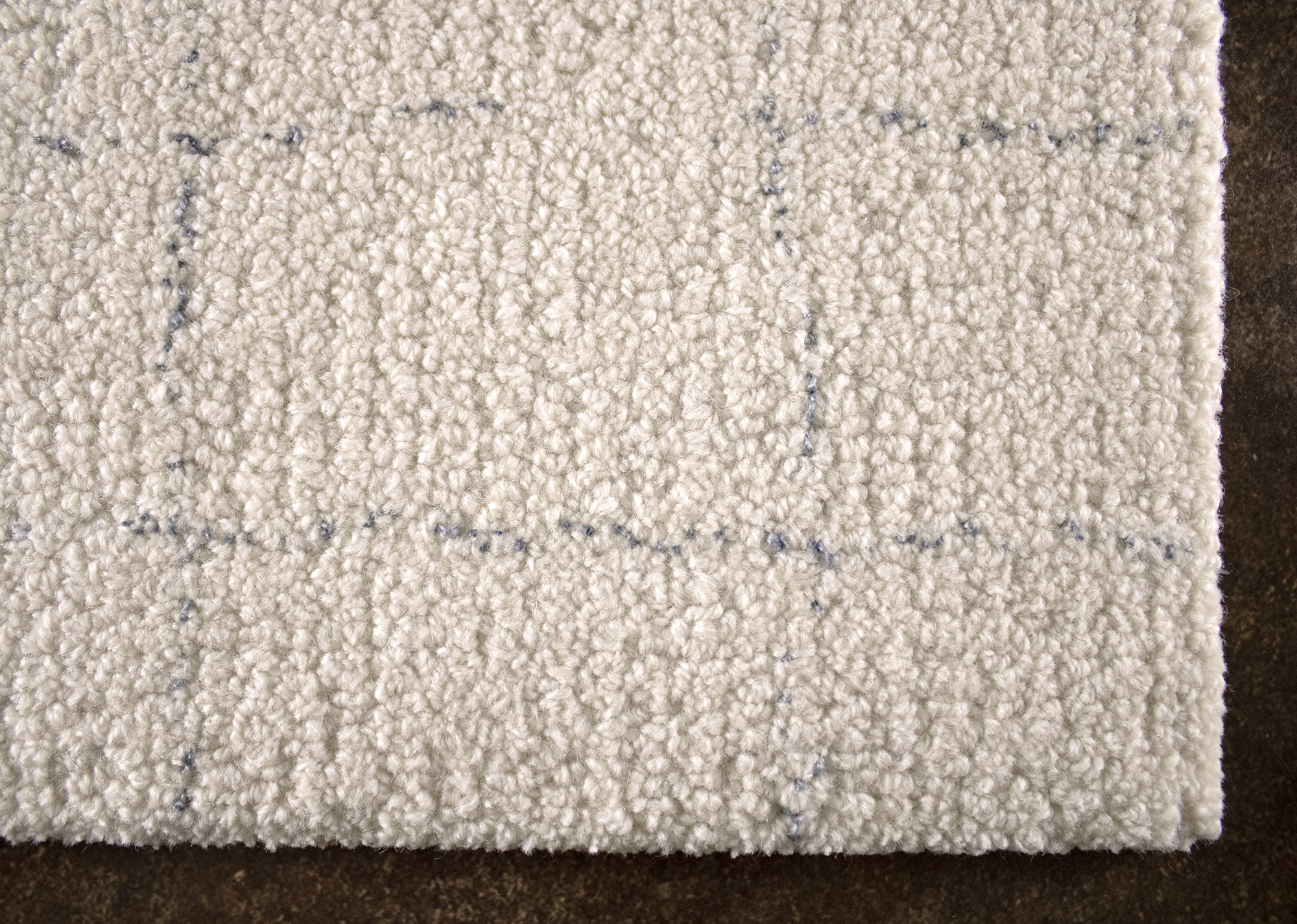 Efia Detail 